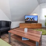 Haus Zum Seehund Mit Pool, Garten Und Tischtennisplatte * Bensersiel