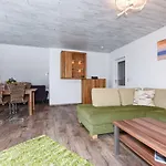 Daire Haus Zum Seehund Mit Pool, Garten Und Tischtennisplatte