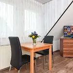 Haus Zum Seehund Mit Pool, Garten Und Tischtennisplatte *