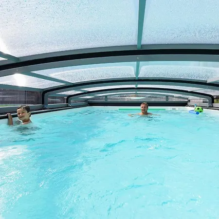 Haus Zum Seehund Mit Pool, Garten Und Tischtennisplatte 公寓 贝塞尔