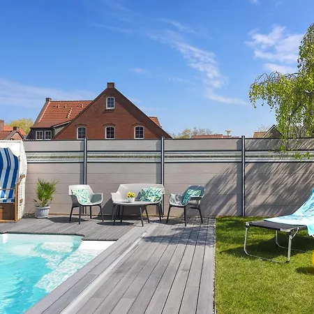 Haus Zum Seehund Mit Pool, Garten Und Tischtennisplatte 贝塞尔